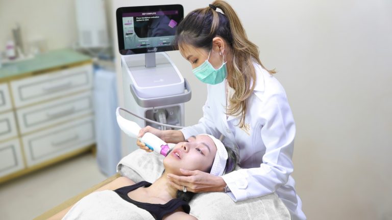Client receiving Thermage treatment at KKC Clinic