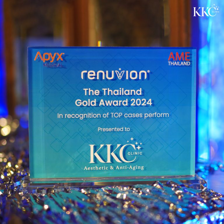 ภาพโคลสอัพของรางวัล Renuvion Thailand Gold Award 2024 มอบให้กับ KKC Clinic สำหรับผลงานที่โดดเด่น